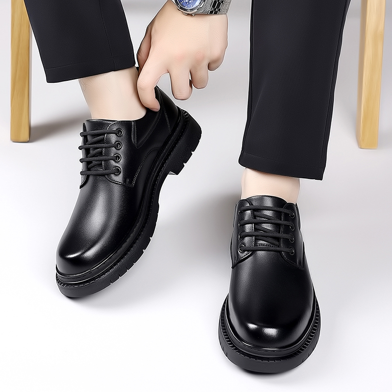 Sapatos de Couro Masculinos de - Formal Men Daily Wear Footwear avaliação e preço